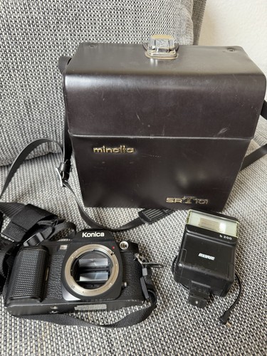 Konica body revue - +, 200